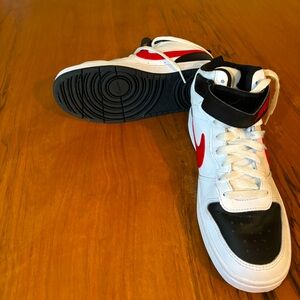 Nike Court Borough Mid 2 White University Red (Grade school)